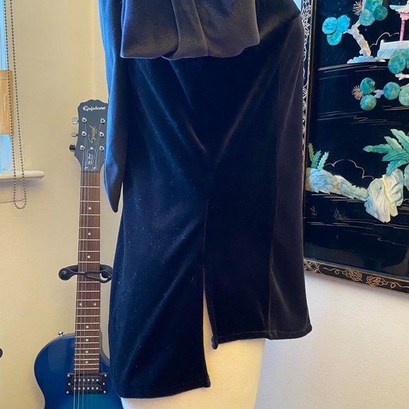 Vintage Y2K Medieval Velour Tunic, Elven Hood, Bell Sleeves. Excalibor. Size M. - Picture 4 of 5